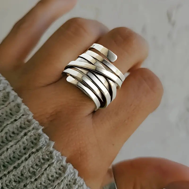 Anillo Grueso Enrollado de Plata Vintage
