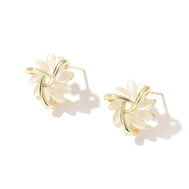 Pendientes de Pétalos Dorados