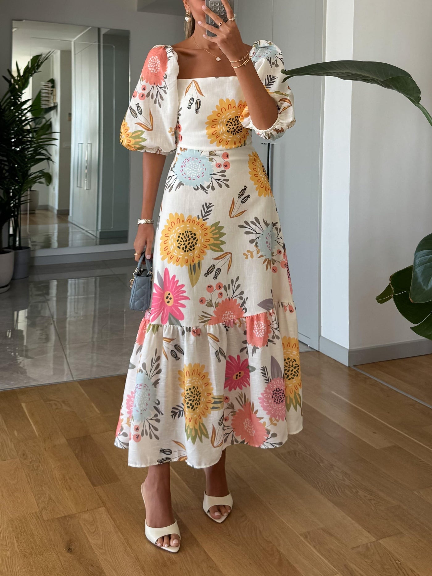 Amelia | Vestido Floral Romántico