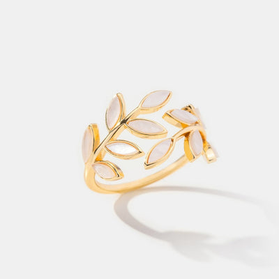 Anillo de Hojas Doradas