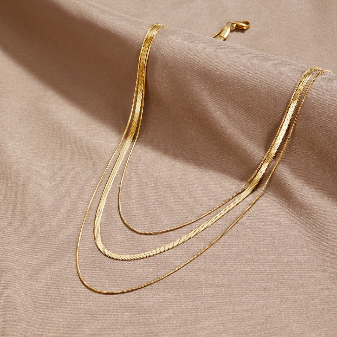 Collar Doble Dorado Minimalista