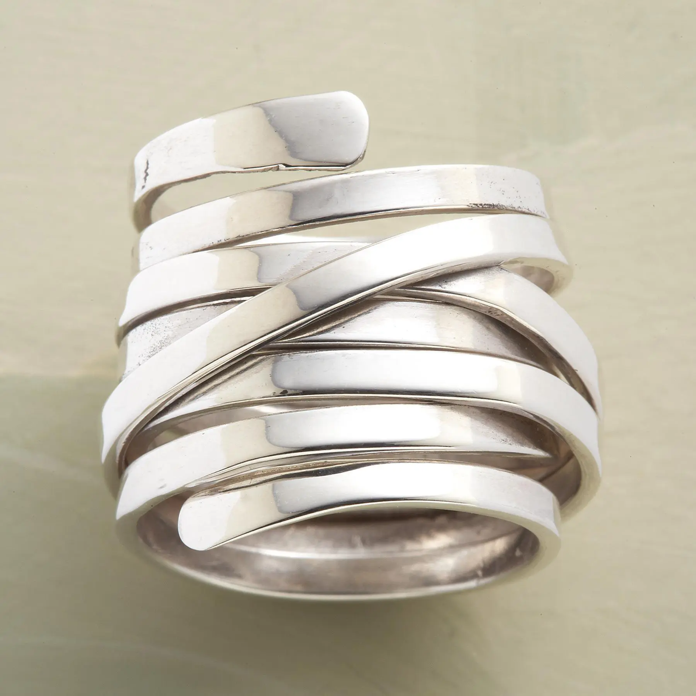 Anillo Grueso Enrollado de Plata Vintage