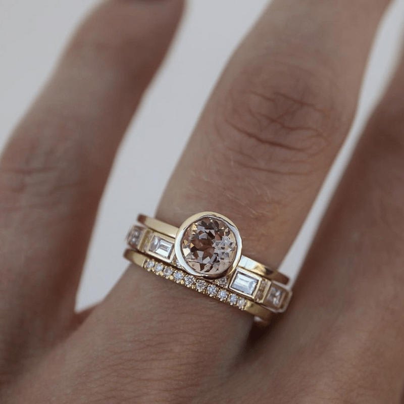 Conjunto de Anillos en Cristal Dorado