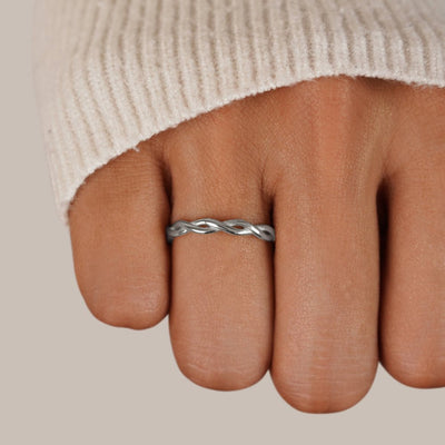 Anillo Plata Trenzado Estilo Infinito